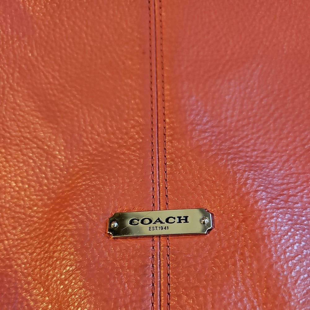 Coach Park Avery‎ Peach Pink Pebbled Leather Hobo Shoulder Bag Handbag - Picture 2 of 7